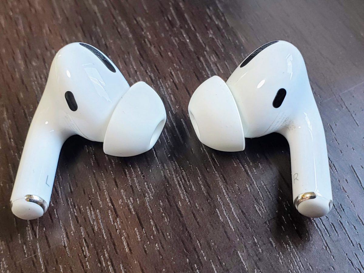 完全ワイヤレスイヤホンを象徴するAirPods Pro