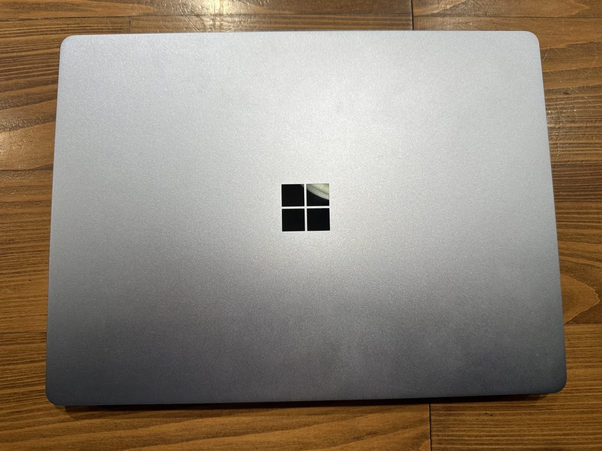Surface Laptop Go天面
