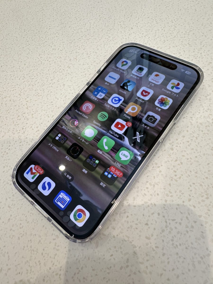 表はほぼiPhone 14 Pro