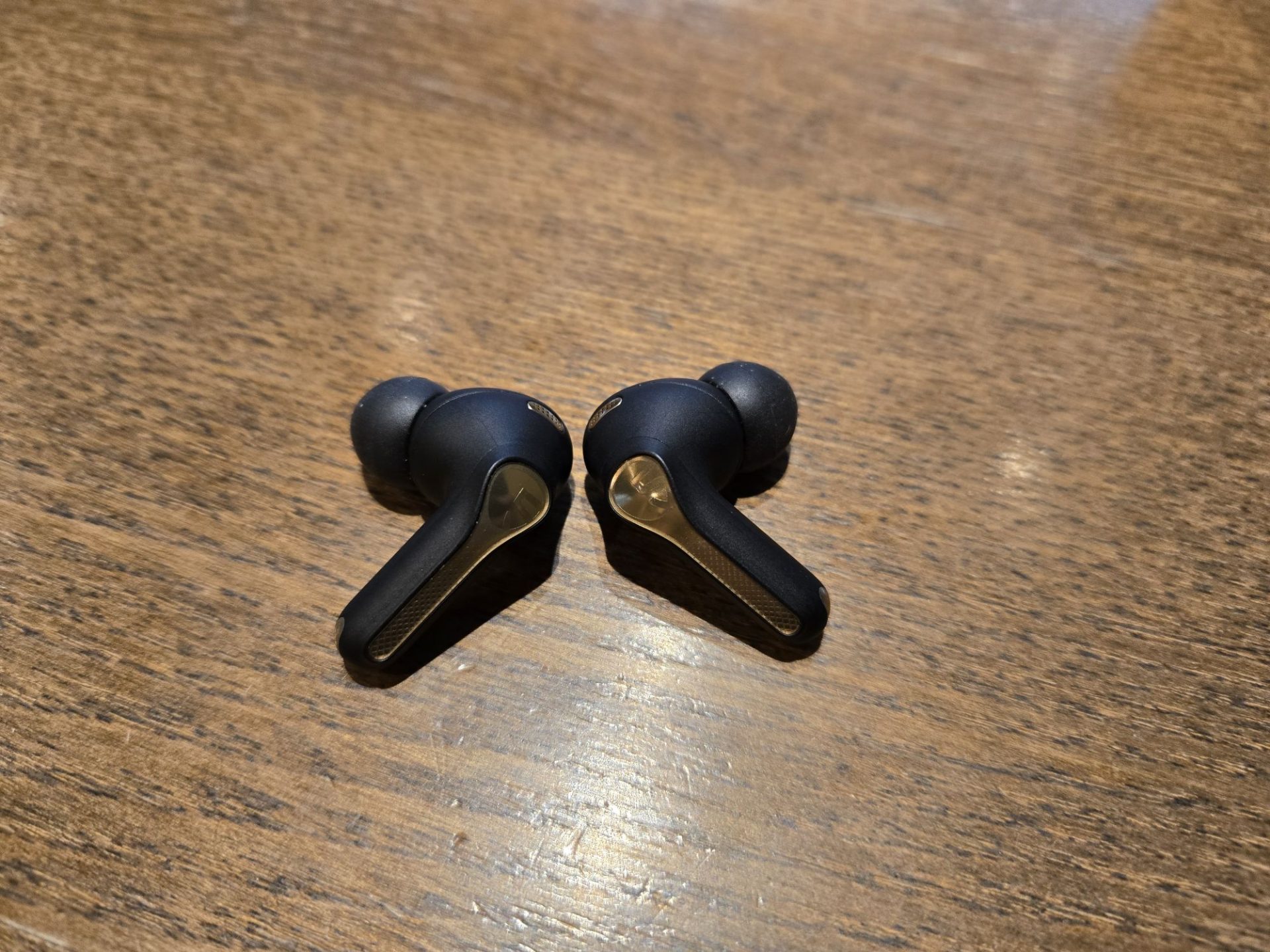 SOUNDPEATS Capsule3 Pro+イヤホン側面